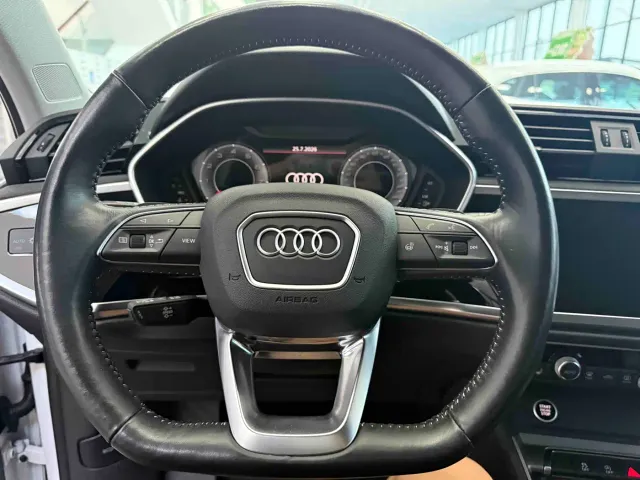 Audi Q3 — Фото автомобиля 13