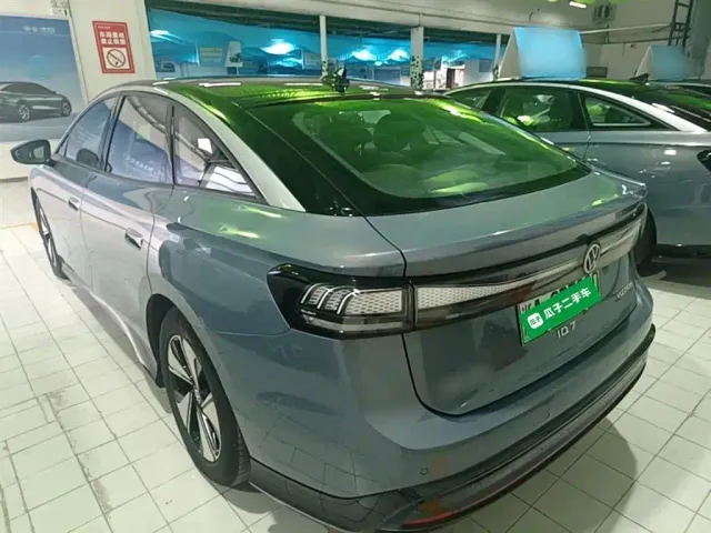 Volkswagen ID.7 Vizzion — Фото автомобиля 4