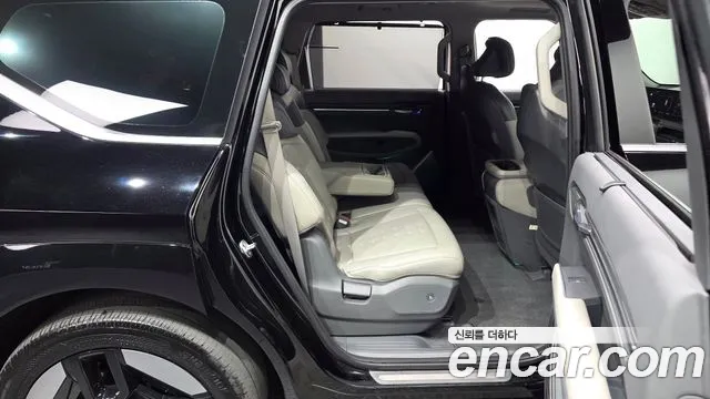 Kia EV9 — Фото автомобиля 17