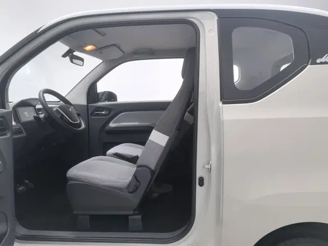 Wuling Hongguang Mini EV — Фото автомобиля 10