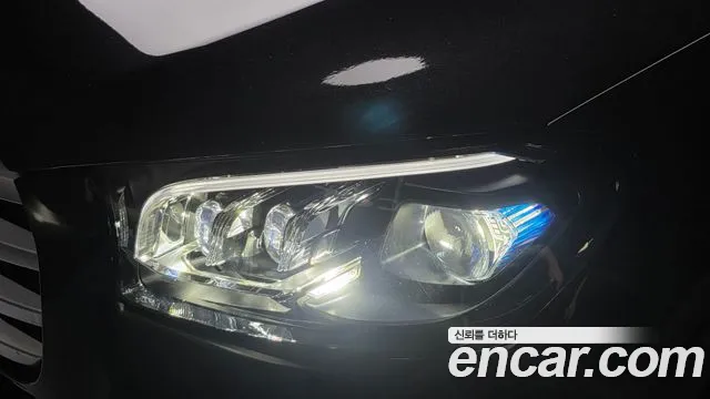 Mercedes-Benz GLS-Class — Фото автомобиля 15