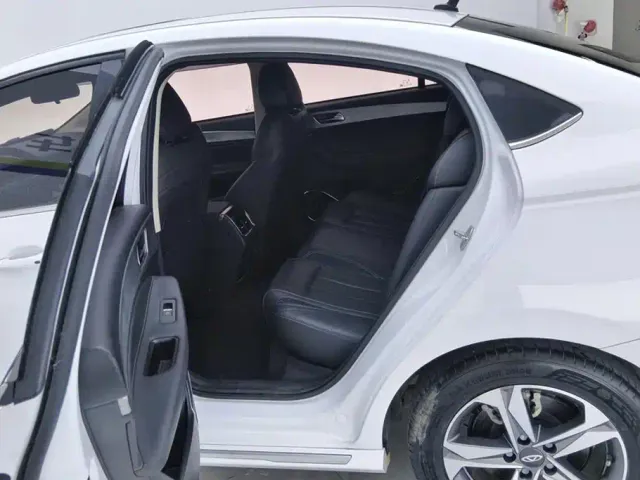 Chery Arrizo 5 PLUS — Фото автомобиля 11