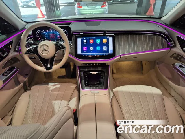 Mercedes-Benz E-Class — Фото автомобиля 7