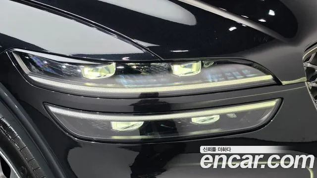 Genesis GV70 — Фото автомобиля 7