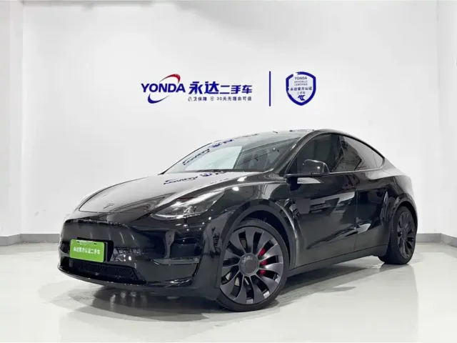 Фотография автомобиля — Tesla Model Y