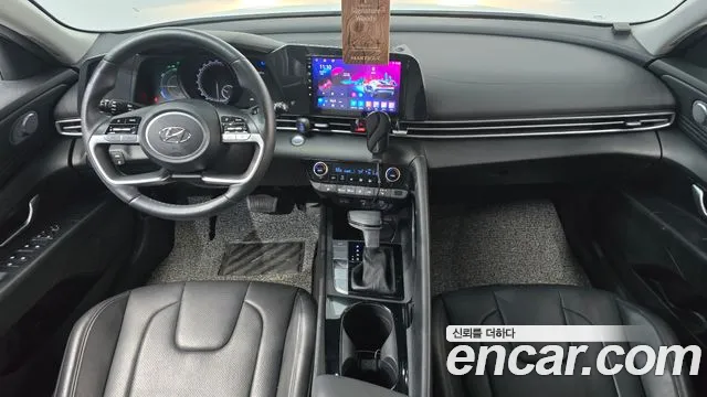 Hyundai Avante CN7 — Фото автомобиля 7