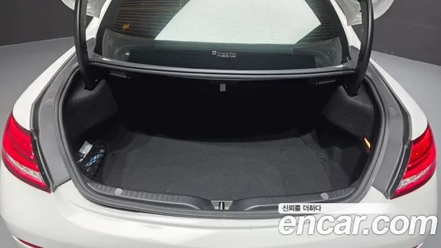 Mercedes-Benz C-Class — Фото автомобиля 17