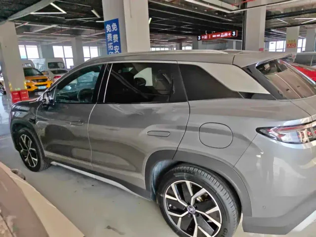 BYD Song L DM-i — Фото автомобиля 3