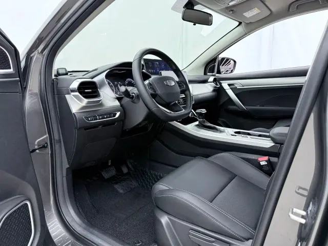 Geely Binyue — Фото автомобиля 3