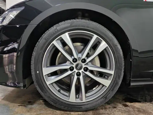 Audi A6L — Фото автомобиля 15