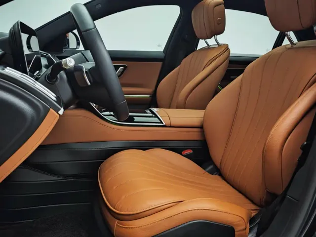 Mercedes-Benz S-Class — Фото автомобиля 27