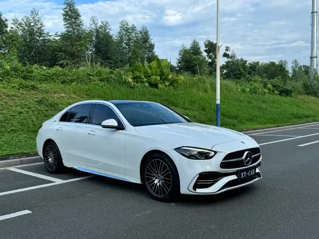 Mercedes-Benz C-Class — Фото автомобиля 3