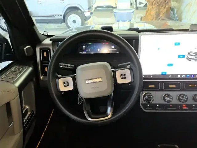 iCAR V23 — Фото автомобиля 10