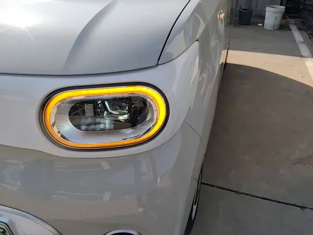 Wuling Hongguang Mini EV — Фото автомобиля 23