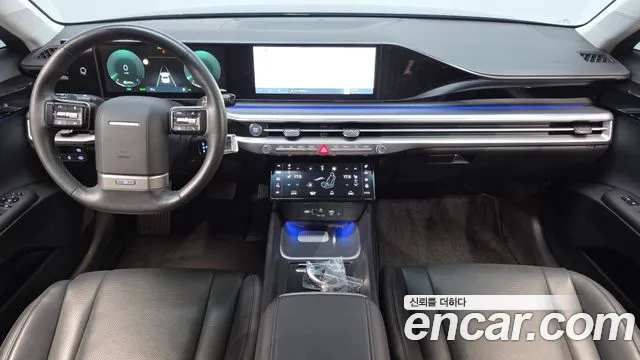 Hyundai Grandeur GN7 — Фото автомобиля 10