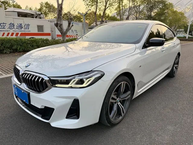Фотография автомобиля — BMW 6 Series Gran Turismo