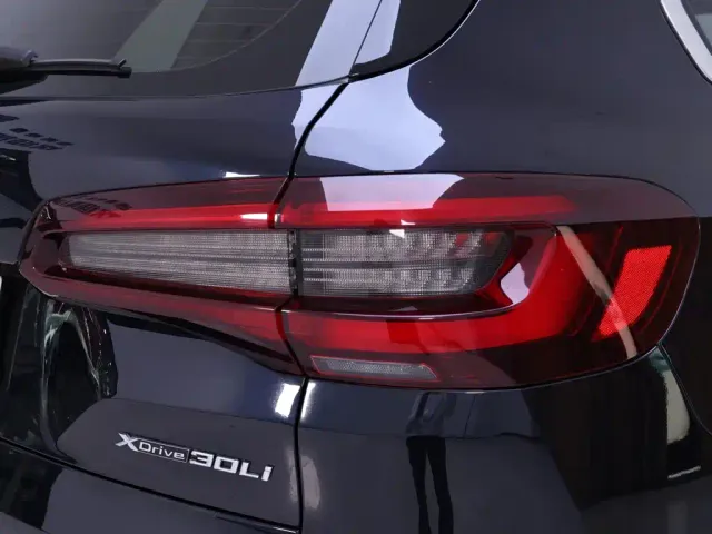 BMW X5 — Фото автомобиля 9