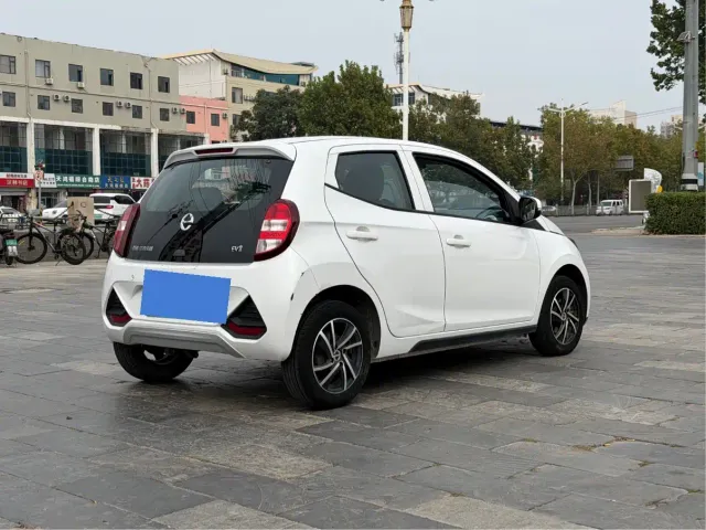 JMEV Xiaoqilin — Фото автомобиля 4