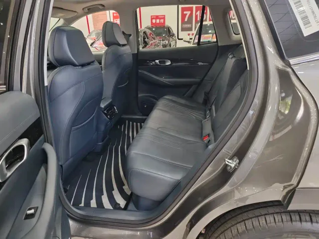 Geely Galaxy E5 — Фото автомобиля 8