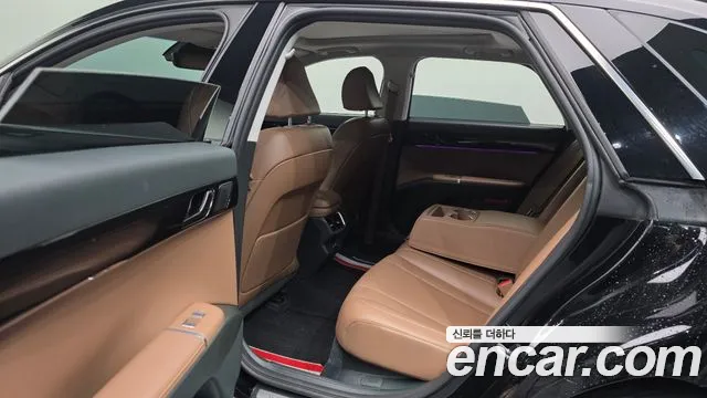 Hyundai Grandeur GN7 — Фото автомобиля 15