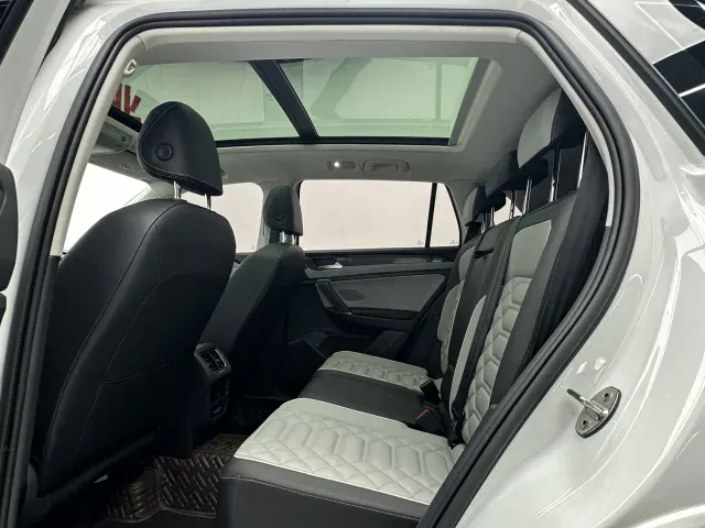 Volkswagen Tayron — Фото автомобиля 5