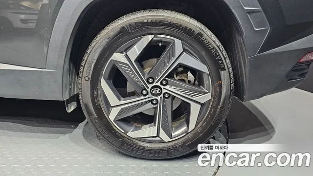 Hyundai Tucson Tucson (NX4) Бензин 1.6 турбо 2WD — Фото автомобиля 21