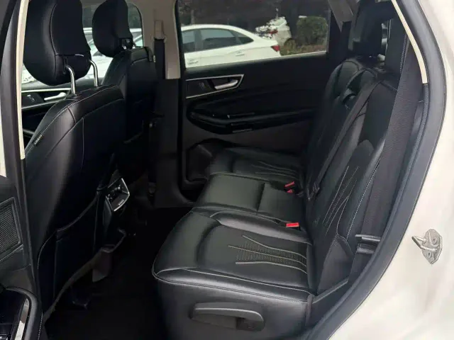 Ford Edge 2021 PLUS EcoBoost 245 FWD Luxury Sharp 7-seater — Фото автомобиля 8