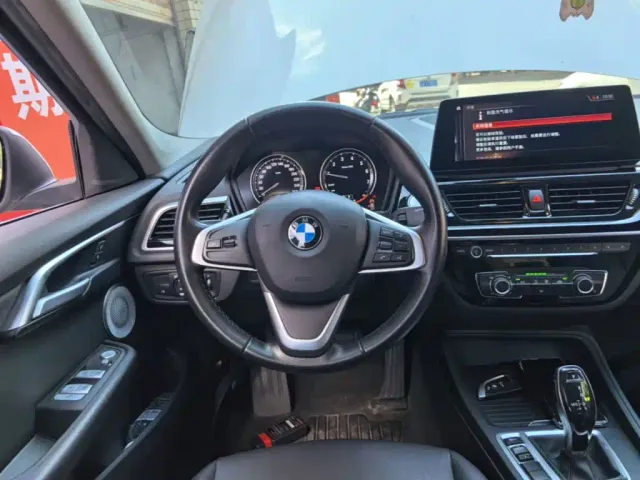 BMW 1 Series — Фото автомобиля 10