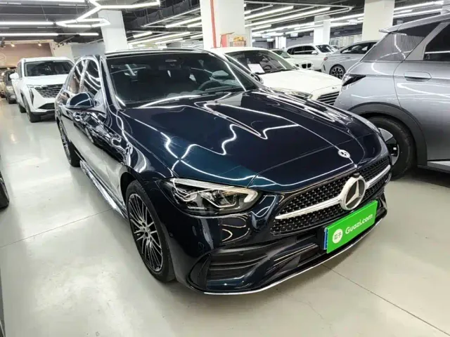 Mercedes-Benz C-Class — Фото автомобиля 3