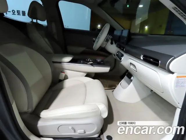 Genesis GV60 — Фото автомобиля 8