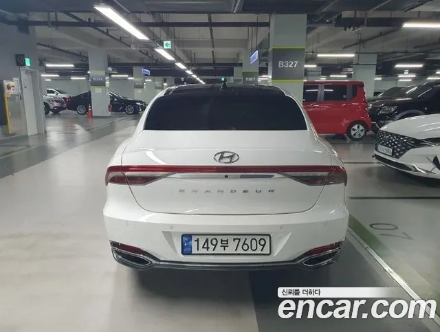 Hyundai Grandeur (New) Hybrid — Фото автомобиля 3