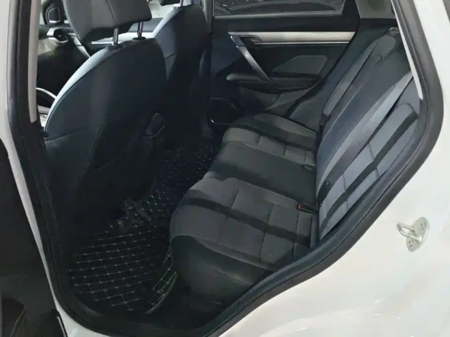 Geely Binyue 2024 1.5T DCT Soaring Dragon Edition — Фото автомобиля 11