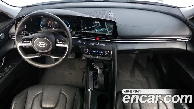 Hyundai Avante CN7 — Фото автомобиля 9