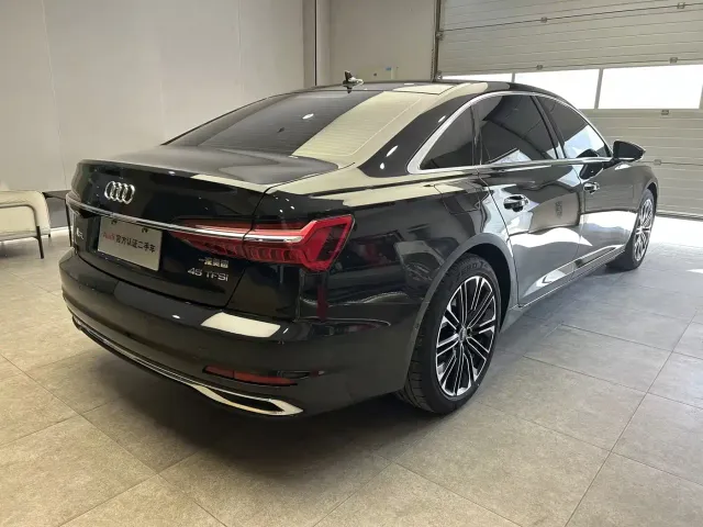 Audi A6L — Фото автомобиля 3