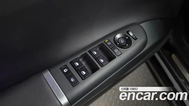 Hyundai Grandeur GN7 — Фото автомобиля 29