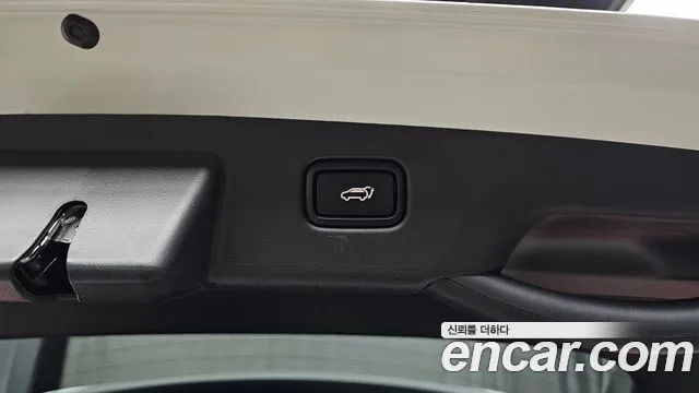 Kia Niro The All New — Фото автомобиля 22