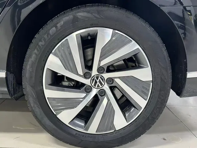 Volkswagen Magotan — Фото автомобиля 18