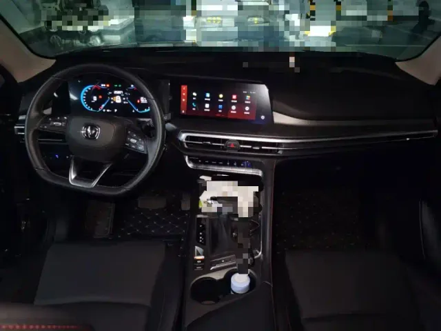 Changan CS35 Plus — Фото автомобиля 12