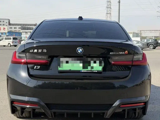 BMW i3 — Фото автомобиля 5