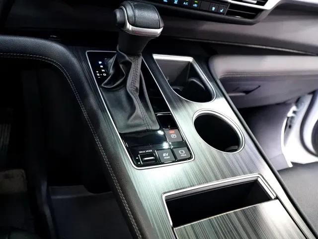 Toyota Sienna — Фото автомобиля 16