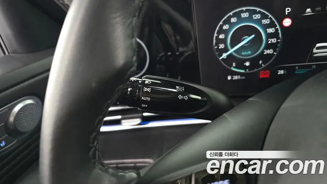 Hyundai Avante CN7 — Фото автомобиля 30