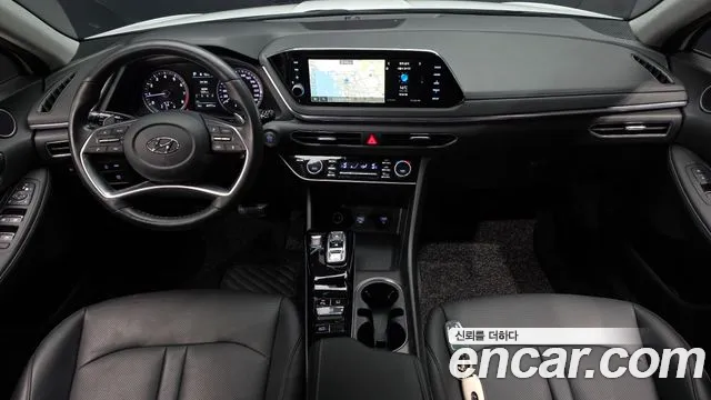 Hyundai Sonata — Фото автомобиля 10