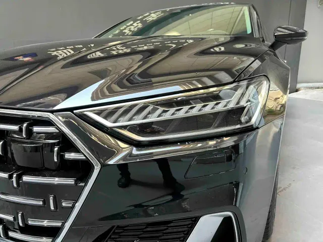 Audi A7L — Фото автомобиля 3