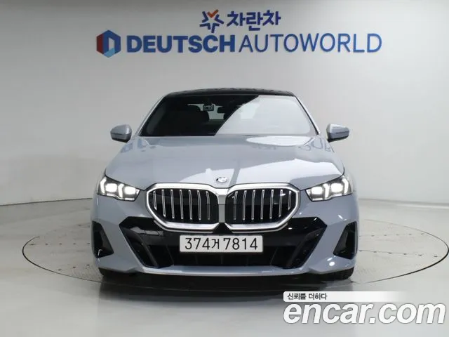 BMW 5 Series G60 — Фото автомобиля 3