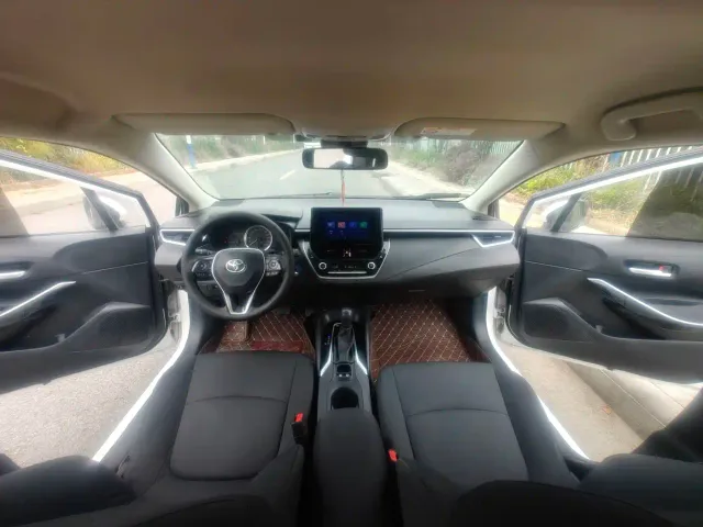 Toyota Corolla — Фото автомобиля 12