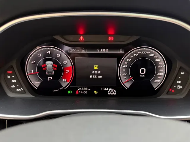 Audi Q3 — Фото автомобиля 11