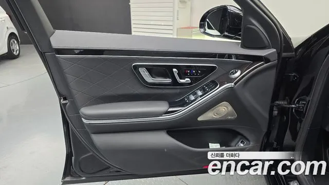 Mercedes-Benz S-Class W223 — Фото автомобиля 13