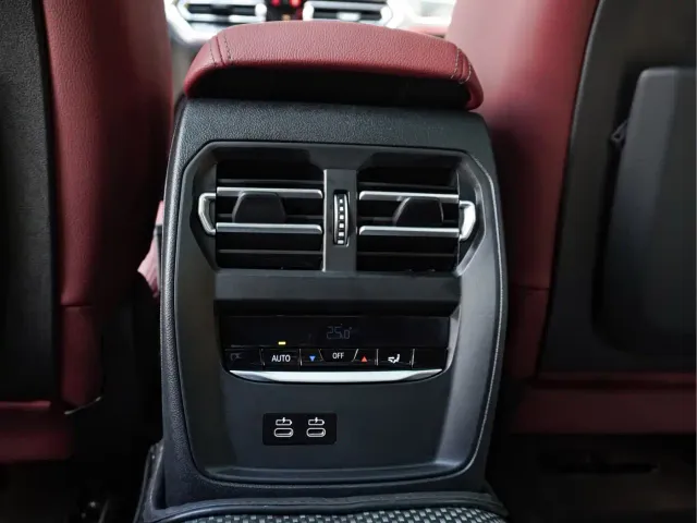 BMW 3 Series — Фото автомобиля 16