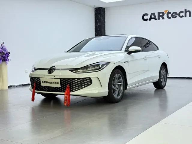 Фотография автомобиля — Volkswagen Lamando