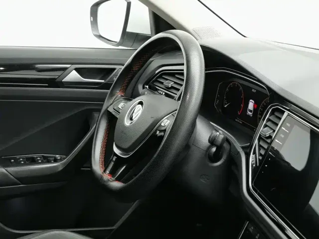 Volkswagen Volkswagen T-ROC 2022 280TSI DSG 2WD Comfort PLUS — Фото автомобиля 22